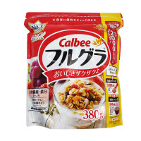 Мюсли с фруктами классические (папайя, изюм, яблоки, клубника) Calbee, 380 г