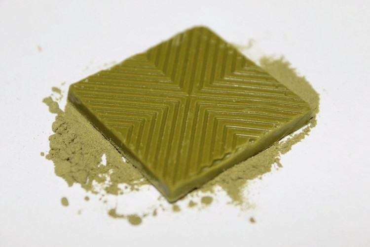 Шоколад С чаем Матча Okasi, 5 г