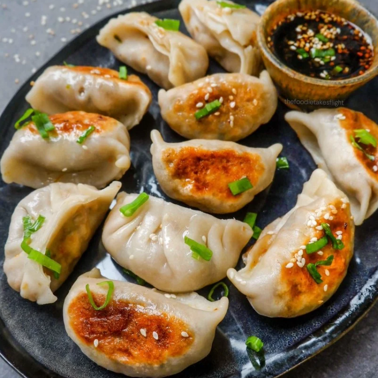 Дамплинги овощные оригинальные CJ Bibigo Plantable, 420 г