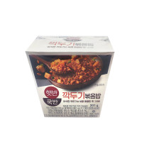 Рис жареный с кимчи из редьки Дайкон и курицей CJ Hetban, 201 г