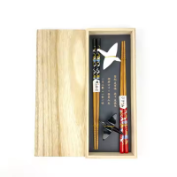 Палочки для еды деревянные 2 пары с хасиоки, Оригами