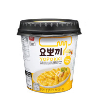 Рисовые палочки Токпокки со сливочно-луковым соусом, 120 гр